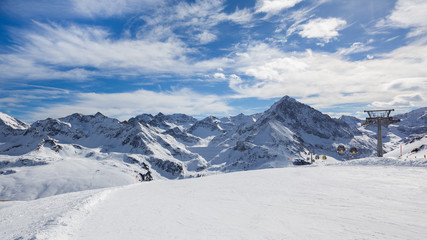 Fototapeta na wymiar Austrian Alps in Kuehtai Ski Resort in winter