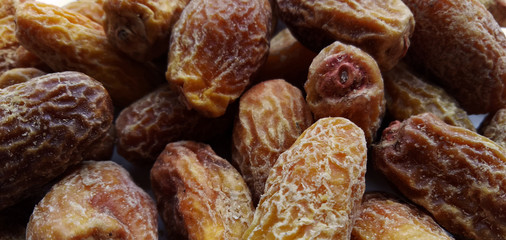 Dates