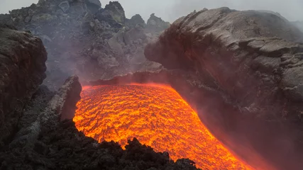 Meubelstickers Effusive Activity at Mount Etna Volcano in italy © Wead
