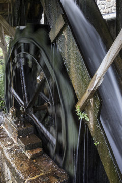 spinning water wheel