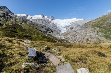 Fototapeta na wymiar Glacier Nature Trail Innergschloess Matrei East Tyrol