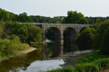 Ancien pont ferroviaire sur la vallée de 