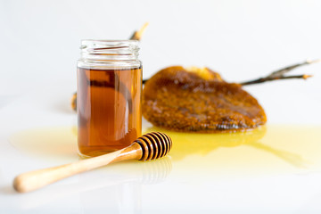Honey with Honeycomb
