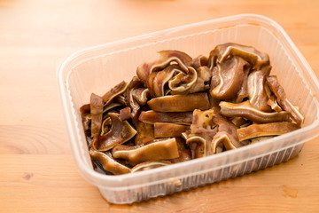 Soy sauce pig ear