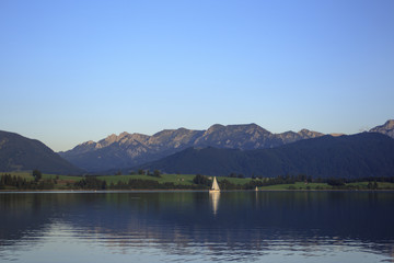 Bergblick am Forggensee