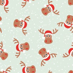 Nahltloser Winter Hintergrund mit Rentieren und Nikolausmütze