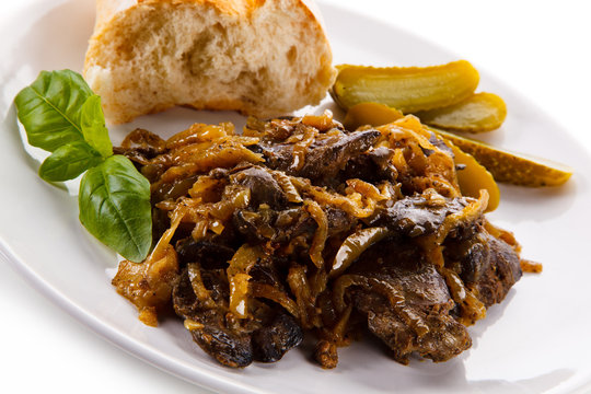 Roast liver with bread