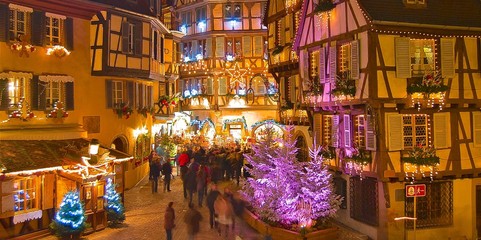 Colmar Christmas Market in Alsace, France - obrazy, fototapety, plakaty
