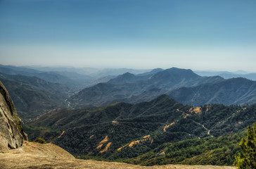 Naklejka premium Views from Moro Rock in Sequoia and Kings Canyon National Park, California.