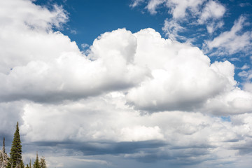 Fototapeta premium Cloudscape in the high mountains if Idaho