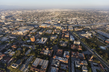 Fototapeta na wymiar Aerial view of the University of Southern California campus and neighborhoods south of downtown Los Angeles. 