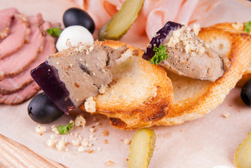 Sliced herring and radishes with sauce