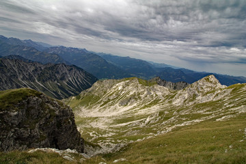 Fototapeta na wymiar Ausblick vom Nebelhorngipfel