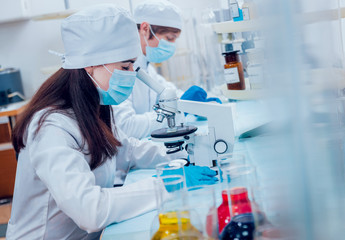 Science technician at work in the laboratory.