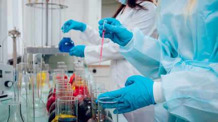 Science technician at work in the laboratory.