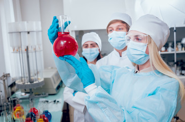 Science technician at work in the laboratory.