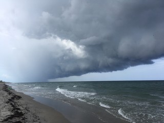 severe weather approaching Delray Beach, Florida