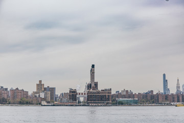 Obraz premium Citi view from East River park, Brooklyn