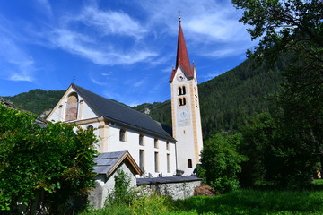 Kath. Pfarrkirche hl. Leonhard in Ried im Oberinntal