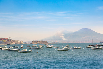 Fototapeta na wymiar Napoli and volcano Vesuvius