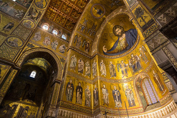 Fototapeta na wymiar Cathedral of Monreale, Italy