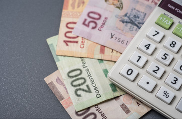 Peso Mexicano, Monedas y billetes  con calculadora