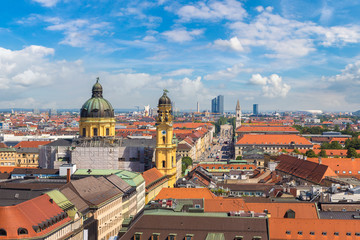 Naklejka na ściany i meble Panoramic view of Munich, Germany