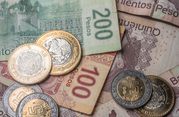 Peso Mexicano, Monedas y billetes 