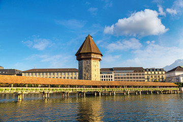 Fototapeta premium Famous Chapel bridge in Lucerne