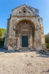 Fototapeta na wymiar chapelle Saint-Gabriel de Tarascon, Bouches-du-Rhône, France 