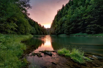 Foto auf Acrylglas Sonnenuntergang am Ufer des Flusses Dunajec. © TTstudio
