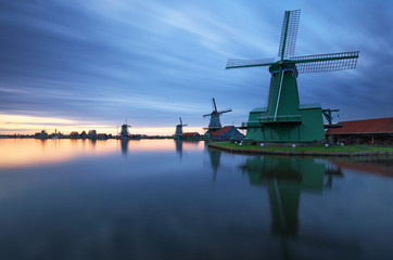 Fototapeta na wymiar Landscape of Netherlands windmills at night