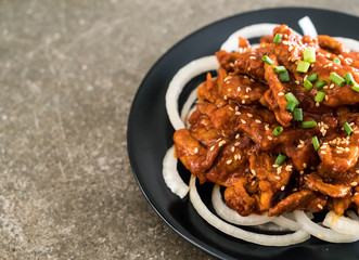 fried pork with spicy korean sauce (bulgogi)