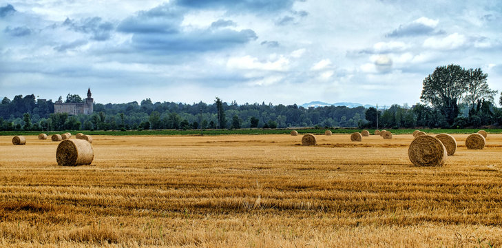 Rivalta Trebbia (Piacenza), landscape with the castle