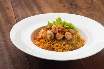 korean kimchi squid ramen