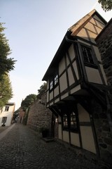 Typisches Wiekhaus an der Neubrandenburger Stadtmauer (Stadtseite am Neuen Tor)