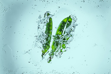 fresh green peas