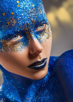 Blue makeup