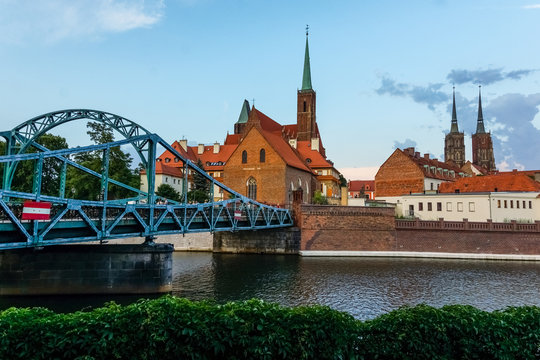View on the Tumski island and Odra river, Wroclaw, Poland © Artur Bociarski