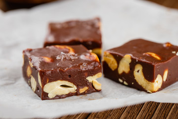 chocolate fudge with cashew