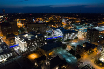 Fototapeta na wymiar Aerial Downtown Des Moines
