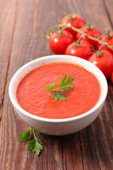 tomato sauce in bowl