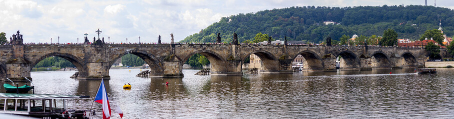 Fototapeta na wymiar Pont charles, Prague