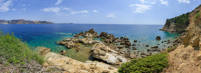 Fototapeta na wymiar Panorama of the island kalonisi in the bay of Zakynthos