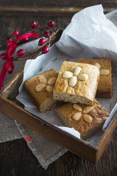 Honey Cake in a Box