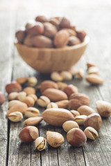 Different types of nuts in the nutshell.