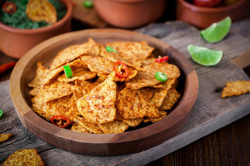 Nachos With Guacamole And Chili Sauce