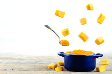 Pumpkin puree with fresh flying slices