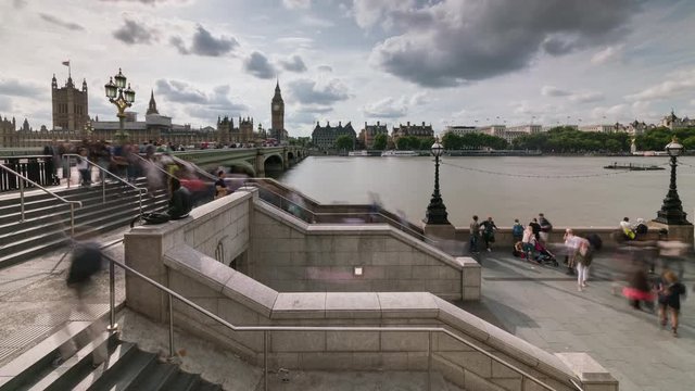 Timelapse of tourists in London with Big Ben in the background