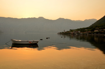 Bahía de Kotor desde Donji Stoliv